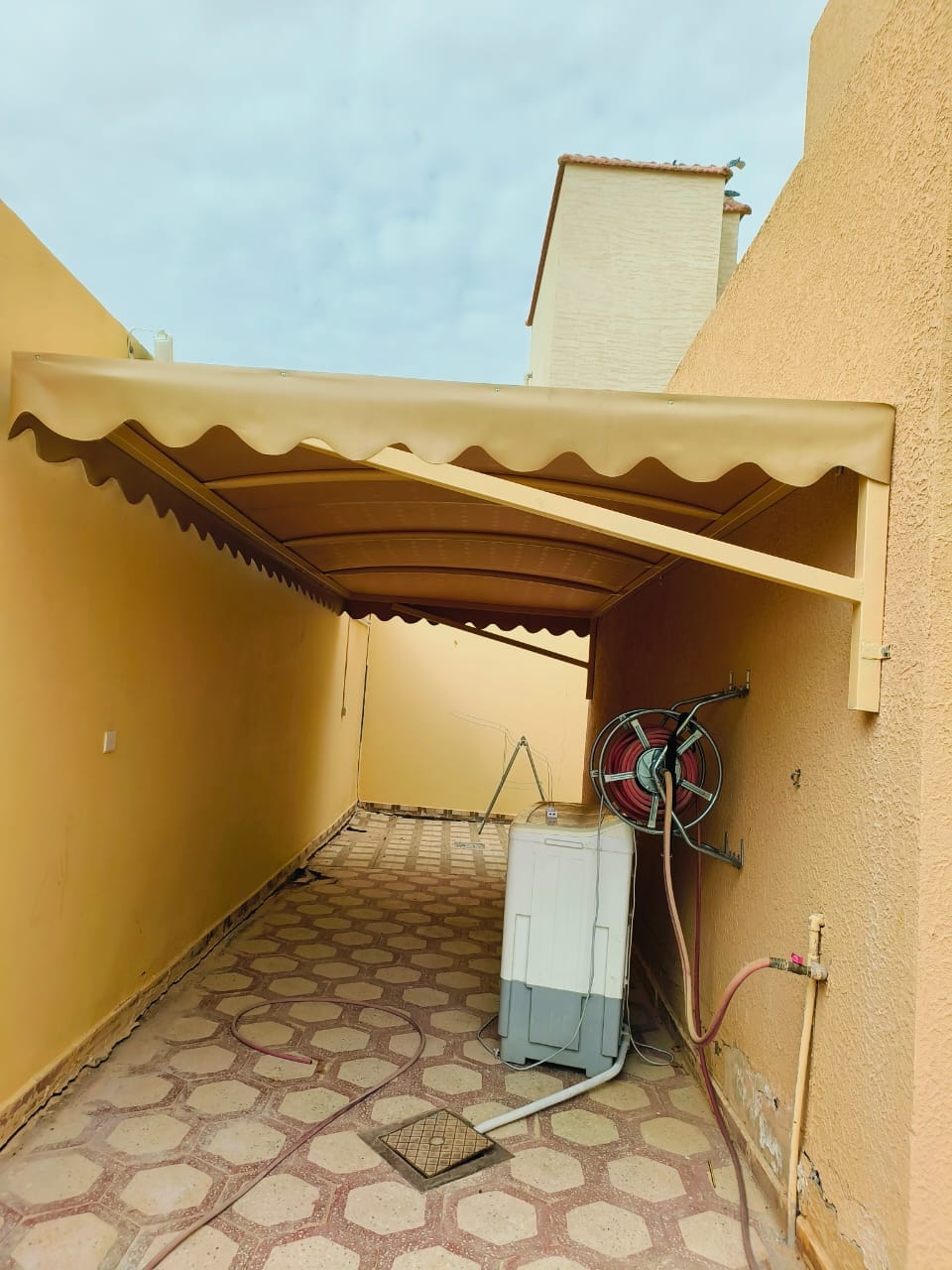 أفضل معلم لتركيب المظلات بالقصيم